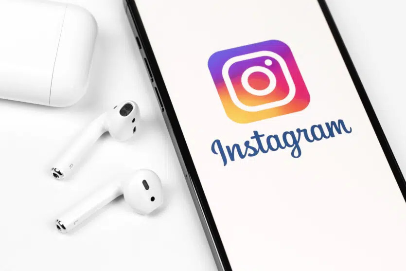Spotify зазвучал в Instagram: теперь треки в Stories можно слушать без перехода