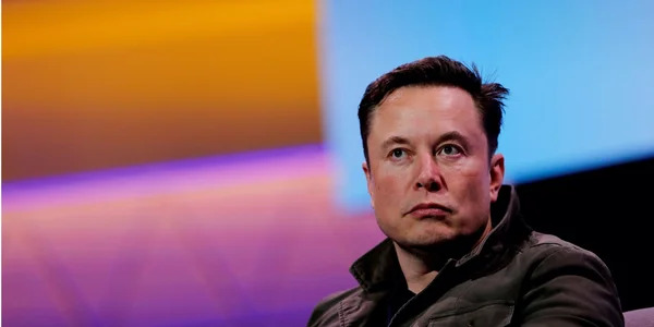 Ілон Маск звинуватив Apple у просуванні OpenAI та готує антимонопольний позов