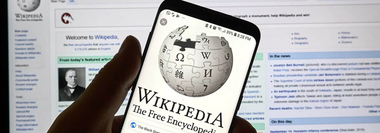 Wikipedia Faces Visitor Decline Amid Rise of AI and Social Media