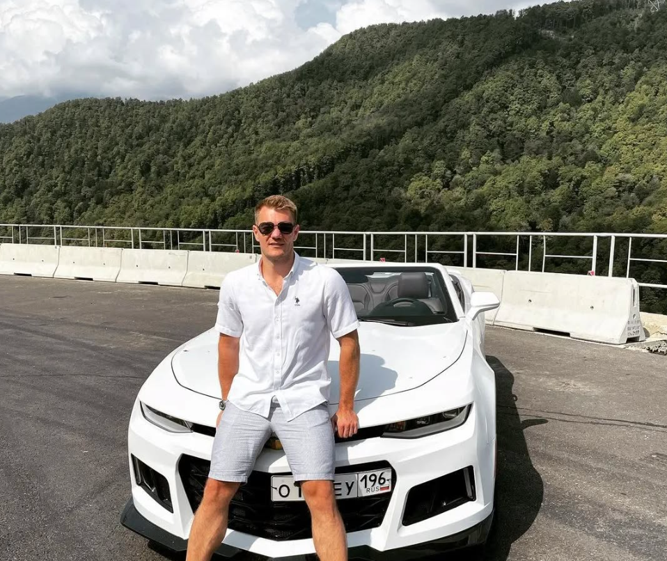 МУЖСКОЙ АККАУНТ 2019 ГОДА + МНОГО ПОСТОВ ИСТОРИЯ+ МЕТА ВЕРИФ