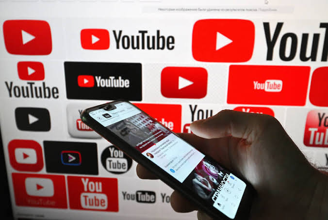 Comprehensive Strategy for Changing Content on YouTube Without Losing Your Audience